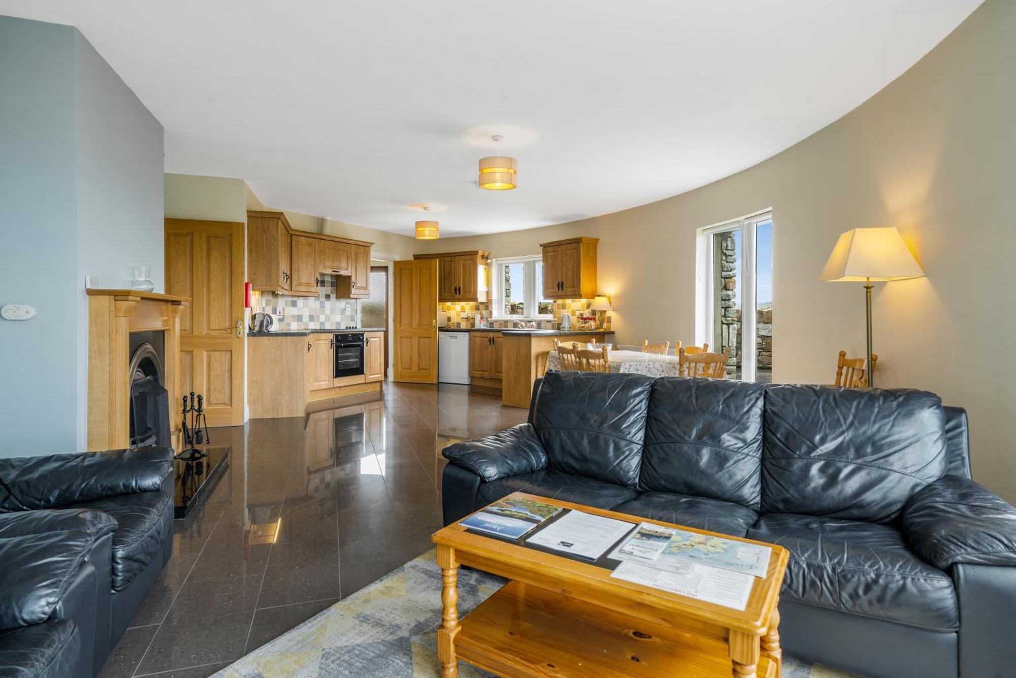 Downings Coastguard Cottages - Type B-E エクステリア 写真