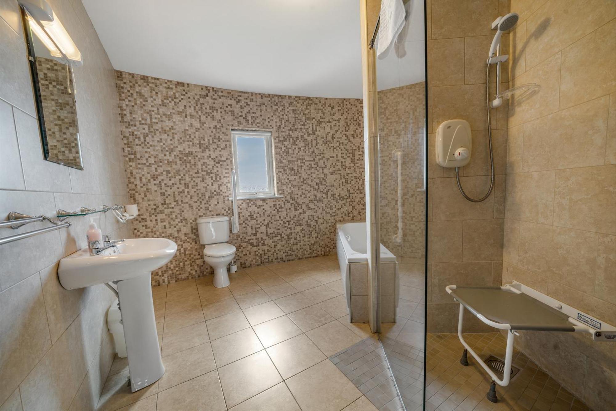 Downings Coastguard Cottages - Type B-E エクステリア 写真